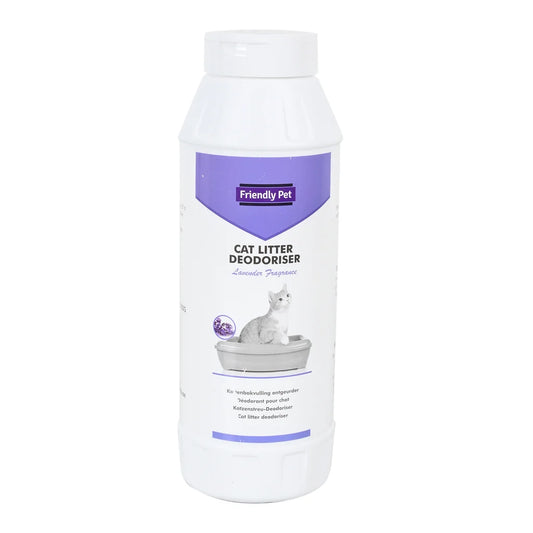 Kattenbak met lavendelgeur deo in gebruik, voorkomt geurvorming en verlengt de levensduur van kattenbakvulling.