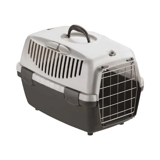 Grijs-antraciet reismand voor katten en kleine honden met metalen deur, ventilatiegaten en handvat.